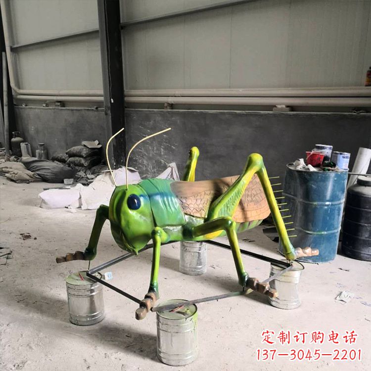 精致玻璃钢蝗虫雕塑 精致玻璃钢蝗虫雕塑