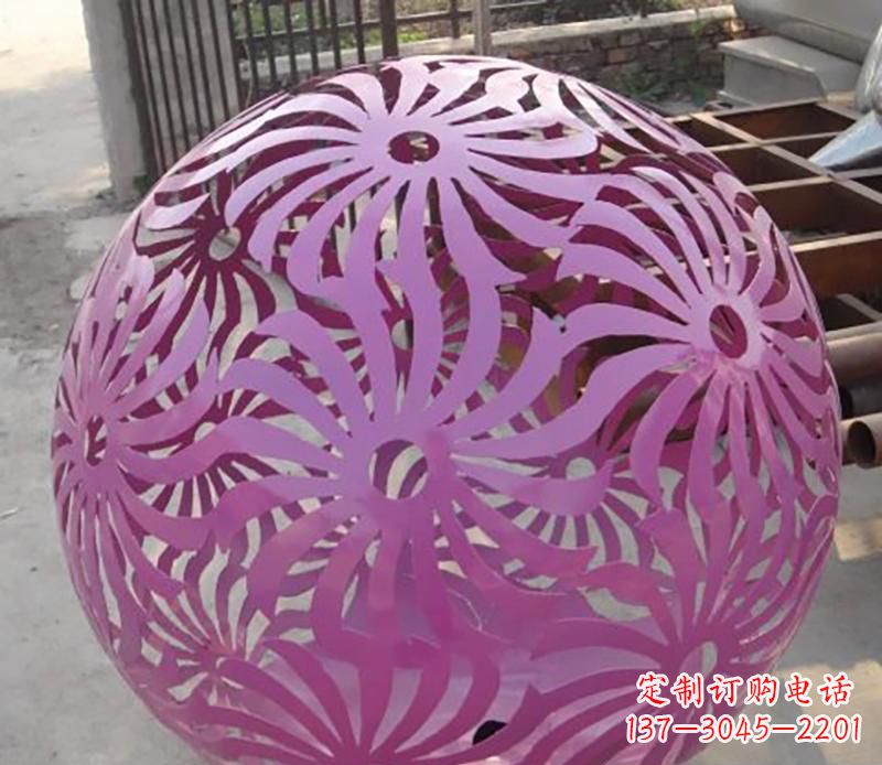 粉色不锈钢圆球景观雕塑