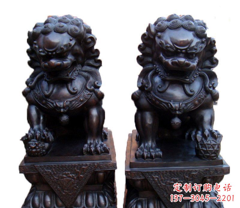 纯铜故宫狮子摆件雕塑 纯铜故宫狮子摆件雕塑