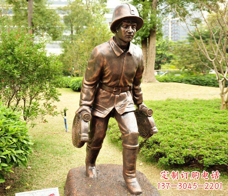 公园八路军人物铜雕 (2)