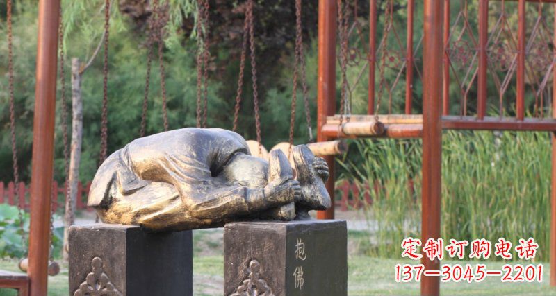 公园抱佛脚景观铜雕