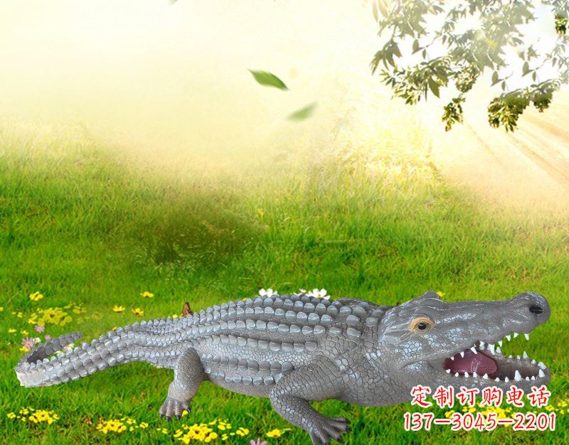 公园玻璃钢仿真鳄鱼雕塑