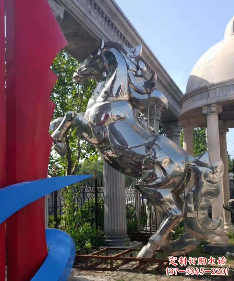 奔马雕塑 - 公园/不锈钢/奔马 奔马雕塑 - 公园/不锈钢/奔马