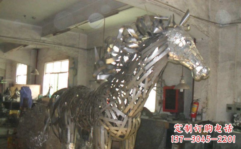 象马雕塑 - 公园/不锈钢/象马/动物 象马雕塑 - 公园/不锈钢/象马/动物