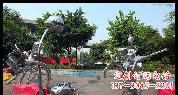 公园不锈钢抽象人物雕塑1