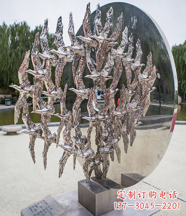 公园不锈钢动物鸽子雕塑