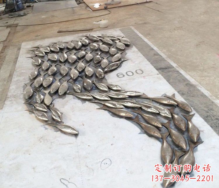 公园不锈钢动物鱼群雕塑