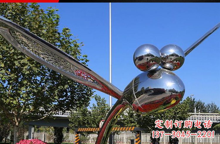 公园不锈钢飞翔蜻蜓雕塑