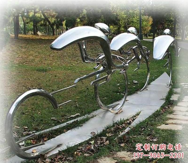 公园不锈钢骑车比赛人物运动雕塑