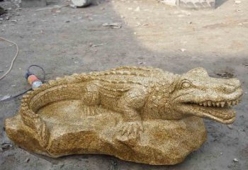 鳄鱼动物石雕