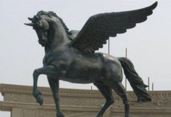 马广场铜雕赋予空间无限魅力