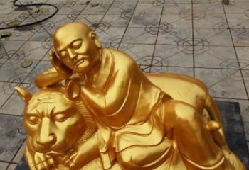 伏虎罗汉铜雕，古典美学与艺术的完美结合