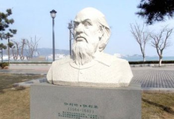 伽利略汉白玉雕像，盛赞世界著名科学家