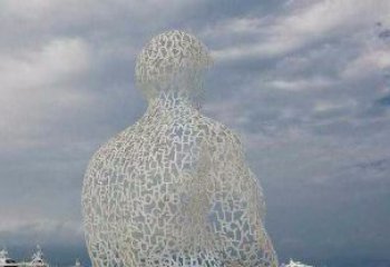 不锈钢字母镂空人物雕塑