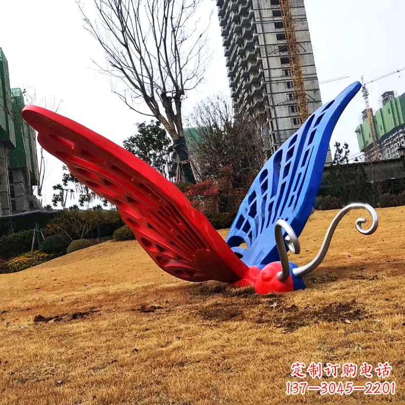 万炫汇蝴蝶雕塑 ——精心雕刻,花样翩翩 万炫汇蝴蝶雕塑 ——精心雕刻,花样翩翩