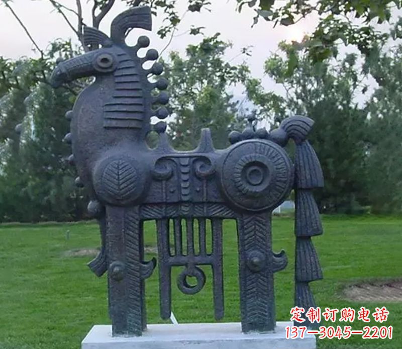 公园抽象马铜雕 (2)
