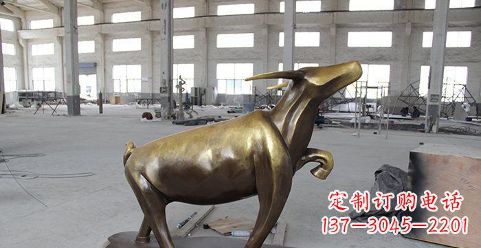 公园抽象小牛动物铜雕