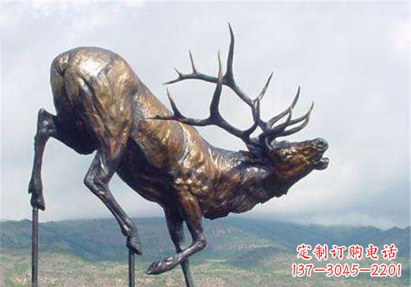 公园动物驯鹿铜雕