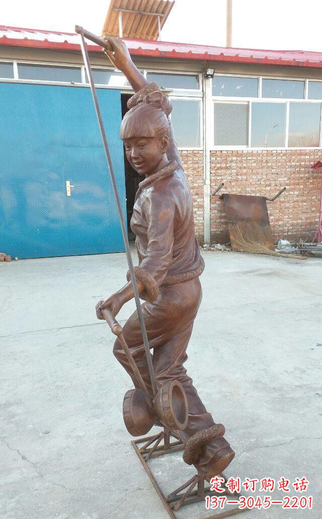 公园抖空竹人物铜雕