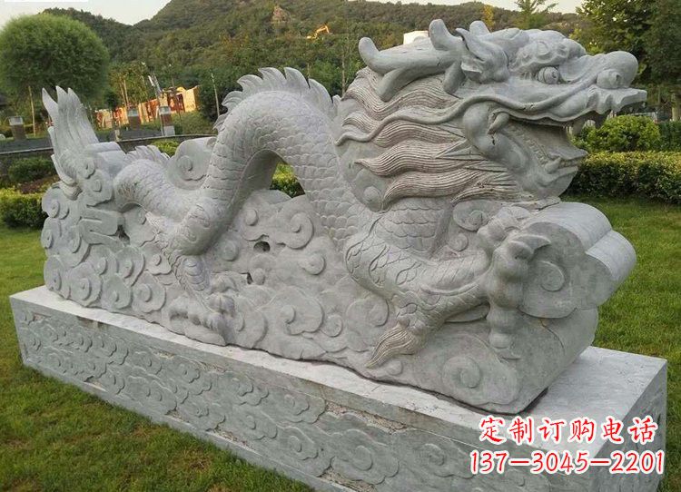 公园仿古龙雕塑