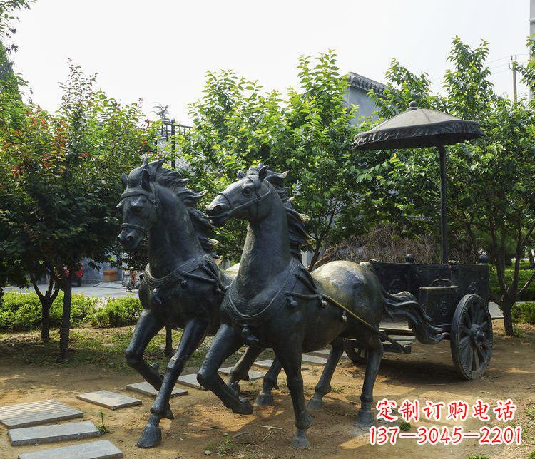 风格弥漫的古典马车铜雕 风格弥漫的古典马车铜雕