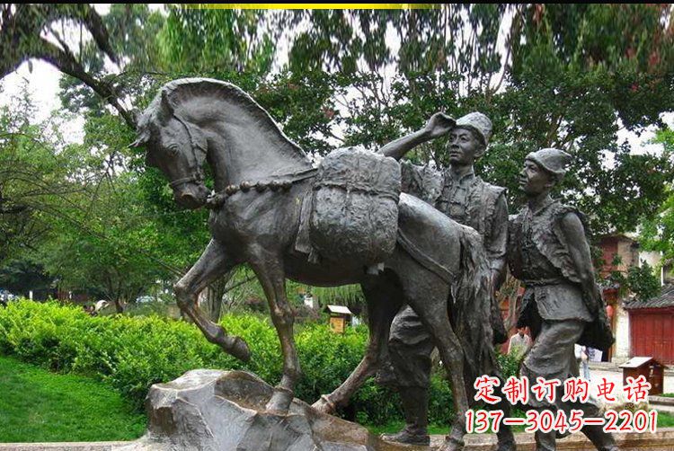 公园景观驮着东西的马铜雕 (2)