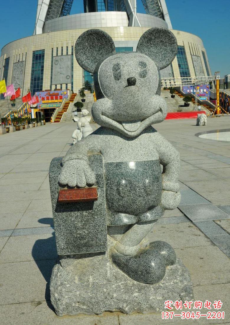 公园景区卡通米老鼠石雕