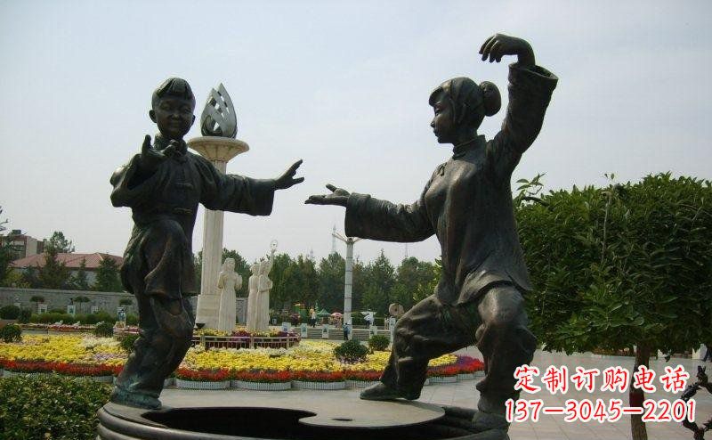 公园练太极拳的人物小品铜雕