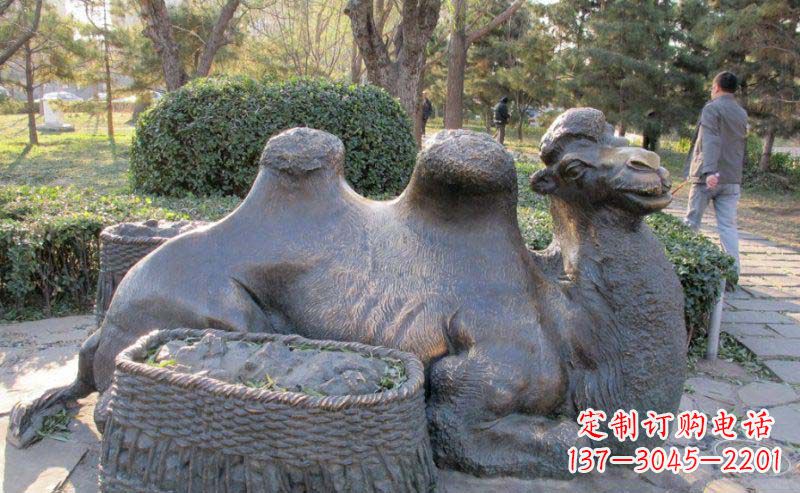 公园骆驼动物铜雕