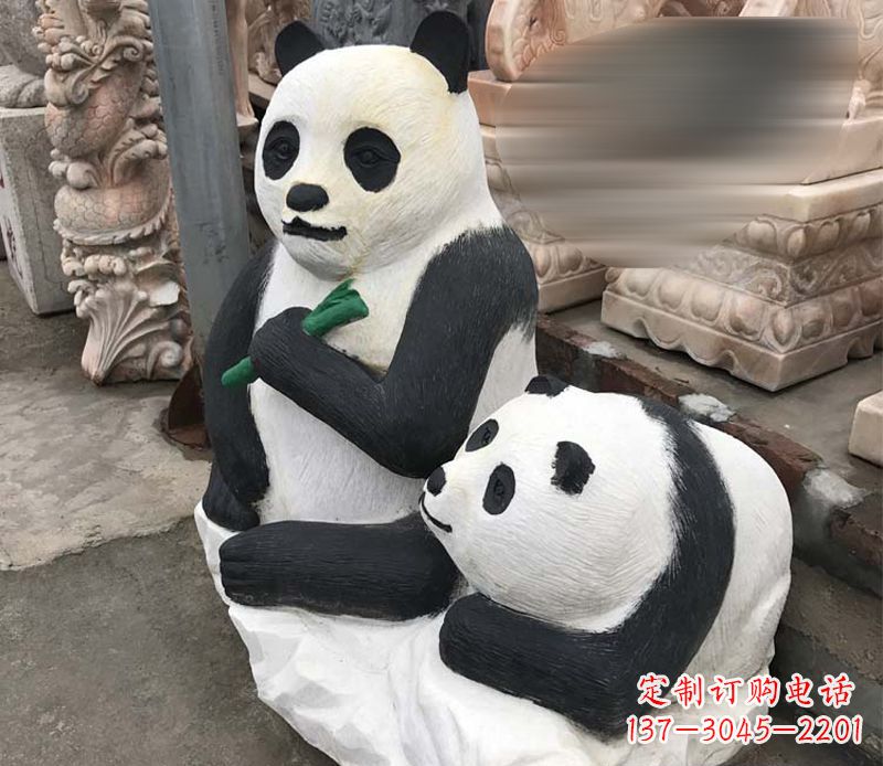公园母子熊猫石雕