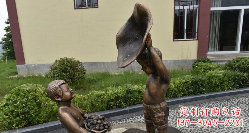 精美铜雕帽子装核桃的小男孩 精美铜雕帽子装核桃的小男孩