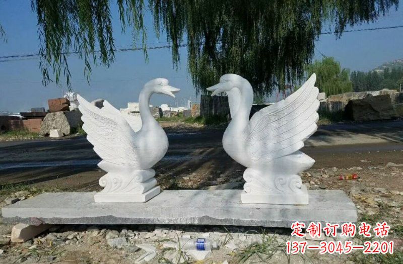 公园天鹅石雕