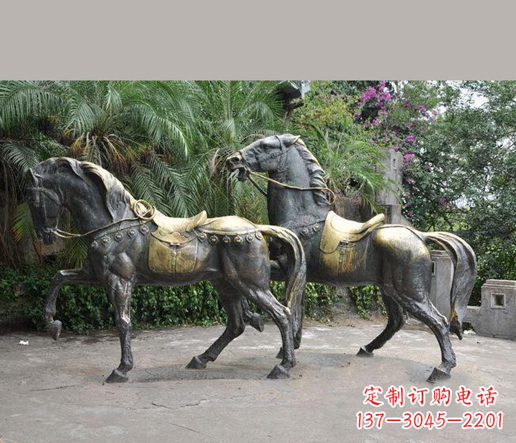 3米大型精美纯铜马鞍雕塑 3米大型精美纯铜马鞍雕塑