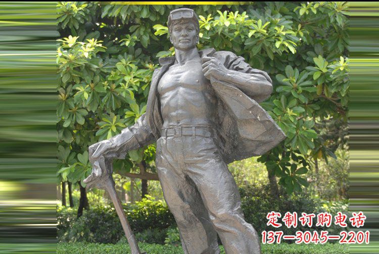 公园铜雕外出打工人物农民雕塑