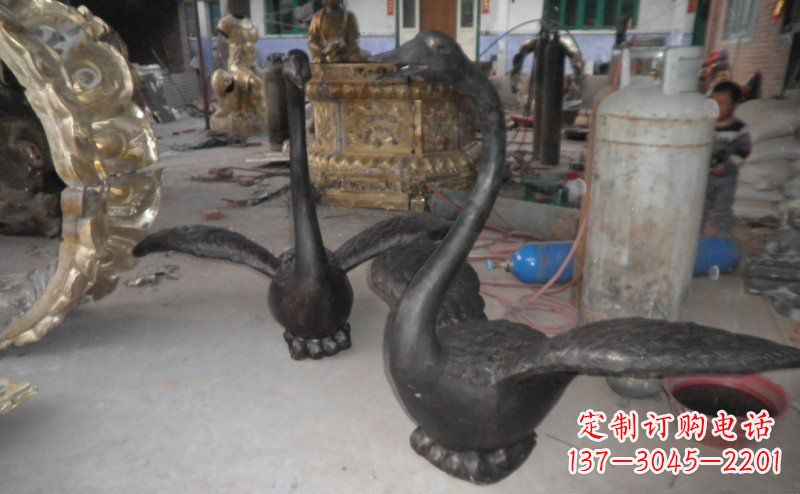 公园仙鹤动物铜雕