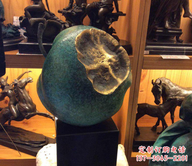 公园/一口/苹果/景观/铜雕-公园咬了一口的苹果景观铜雕 公园/一口/苹果/景观/铜雕-公园咬了一口的苹果景观铜雕