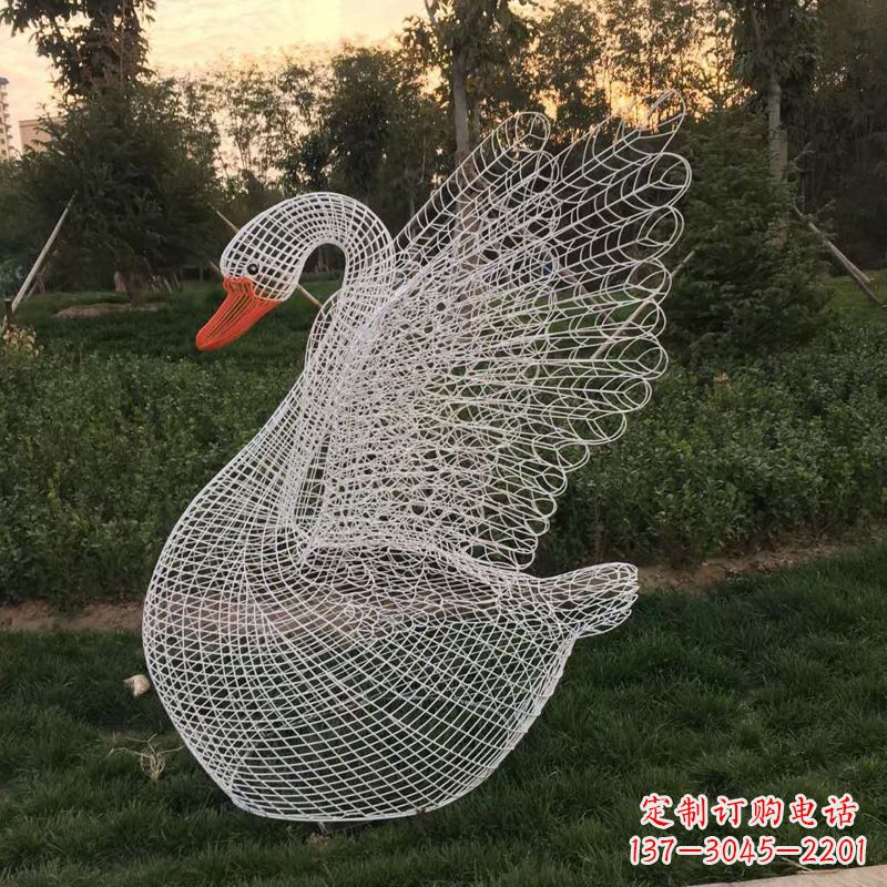 公园园林草坪动物雕塑之网格天鹅铁艺雕塑