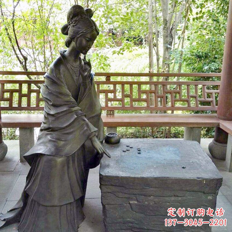 艺术精灵西施下棋情景雕塑 艺术精灵西施下棋情景雕塑