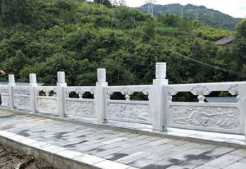 专为公园景观定制的大理石栏板石雕