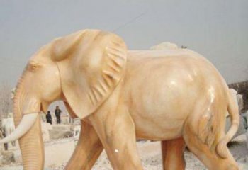 公园晚霞红大象雕塑