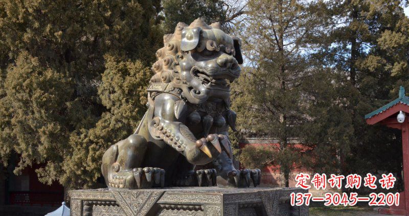 故宫青铜狮子雕塑