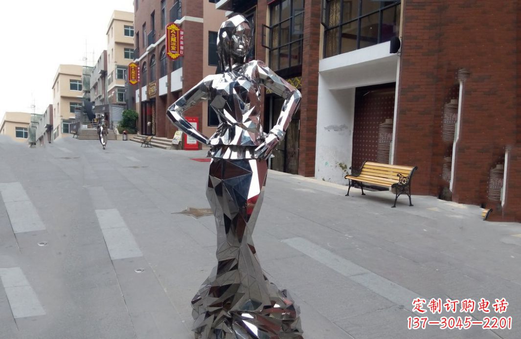 广场不锈钢抽象美女雕塑