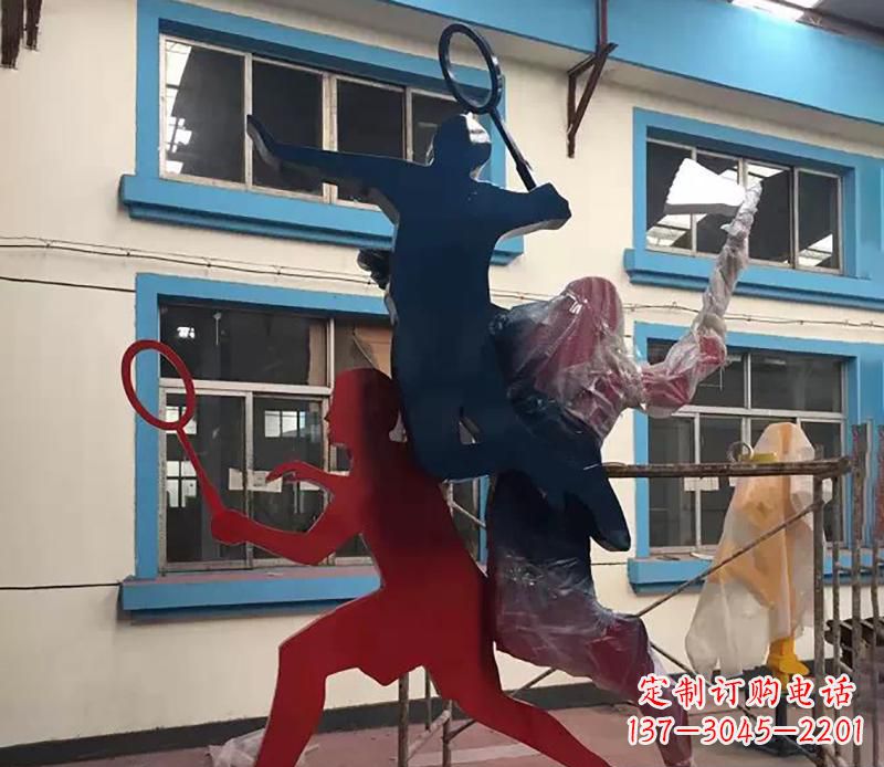 广场不锈钢打羽毛球雕塑2