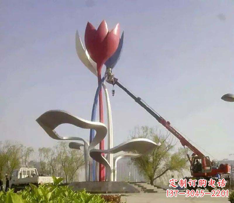 广场不锈钢大型花朵