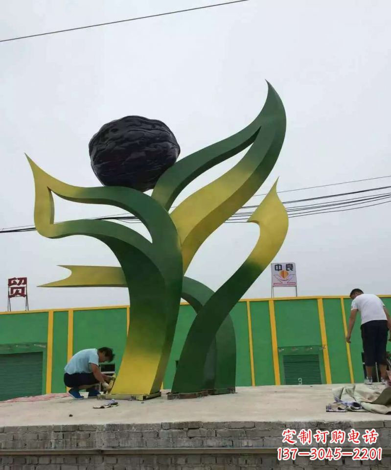 广场不锈钢大枣景观雕塑