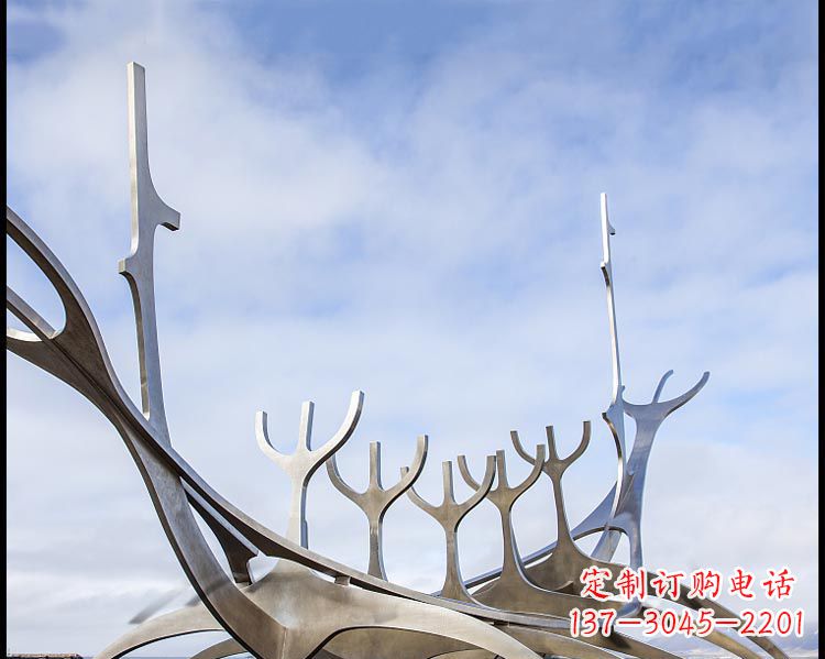 广场不锈钢仿真线条雕塑