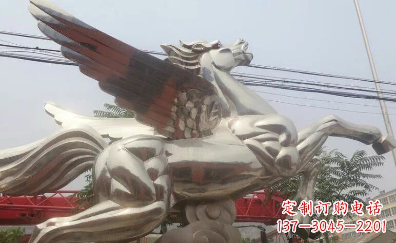 广场不锈钢飞马雕塑 (2)
