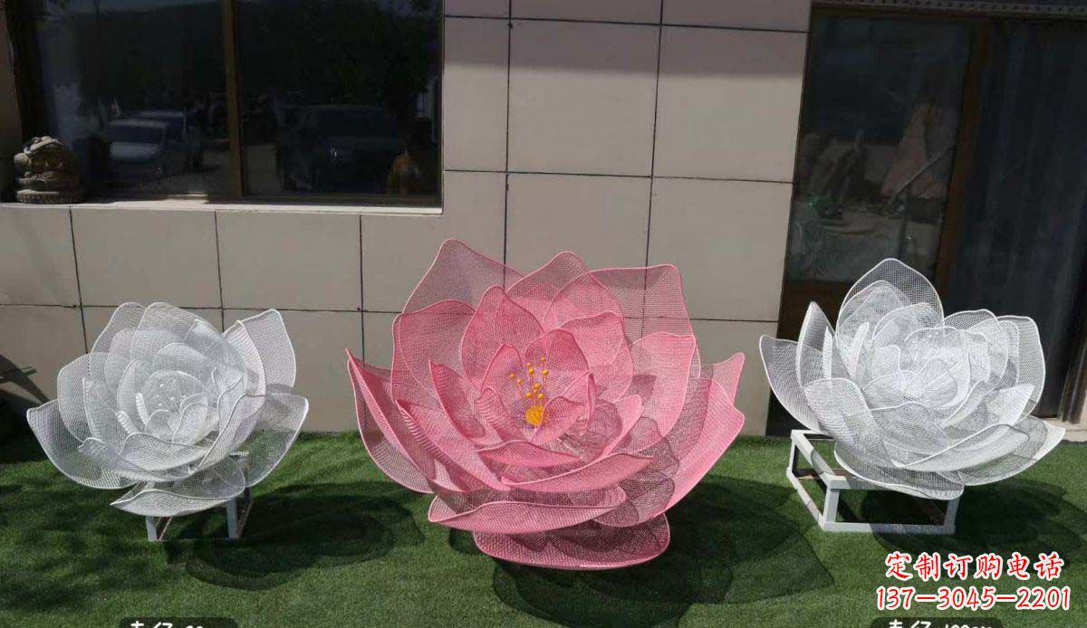 广场不锈钢荷花雕塑