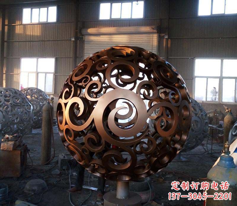 广场不锈钢景观镂空球雕塑1