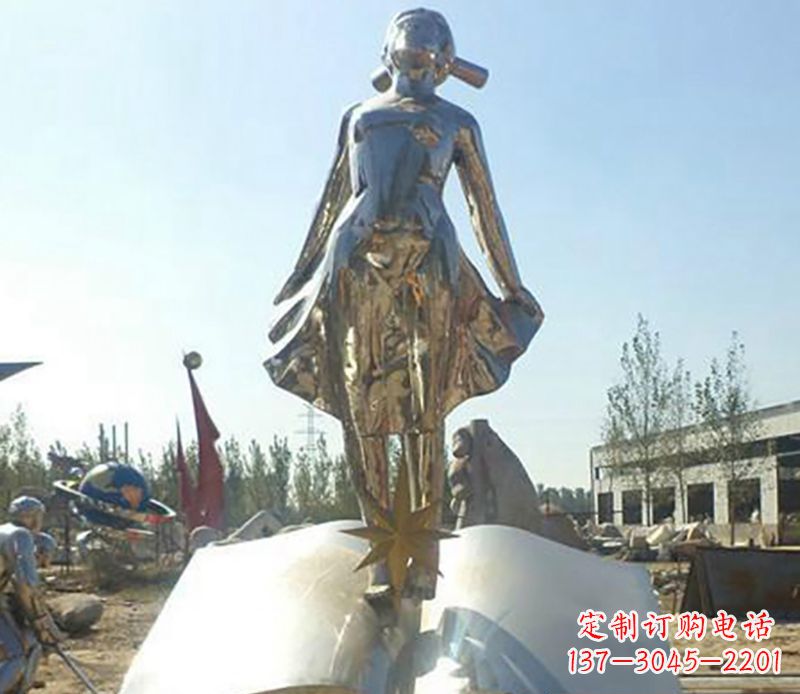 广场不锈钢镜面美女人物雕塑